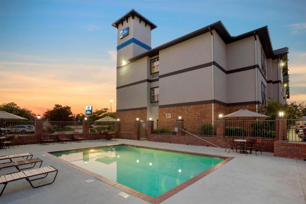 Best Western Plaquemine Inn Exterior photo