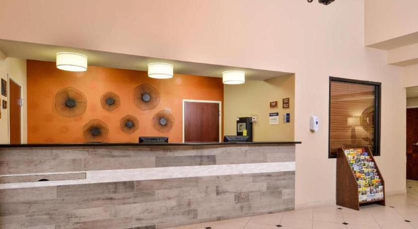 Best Western Plaquemine Inn Exterior photo